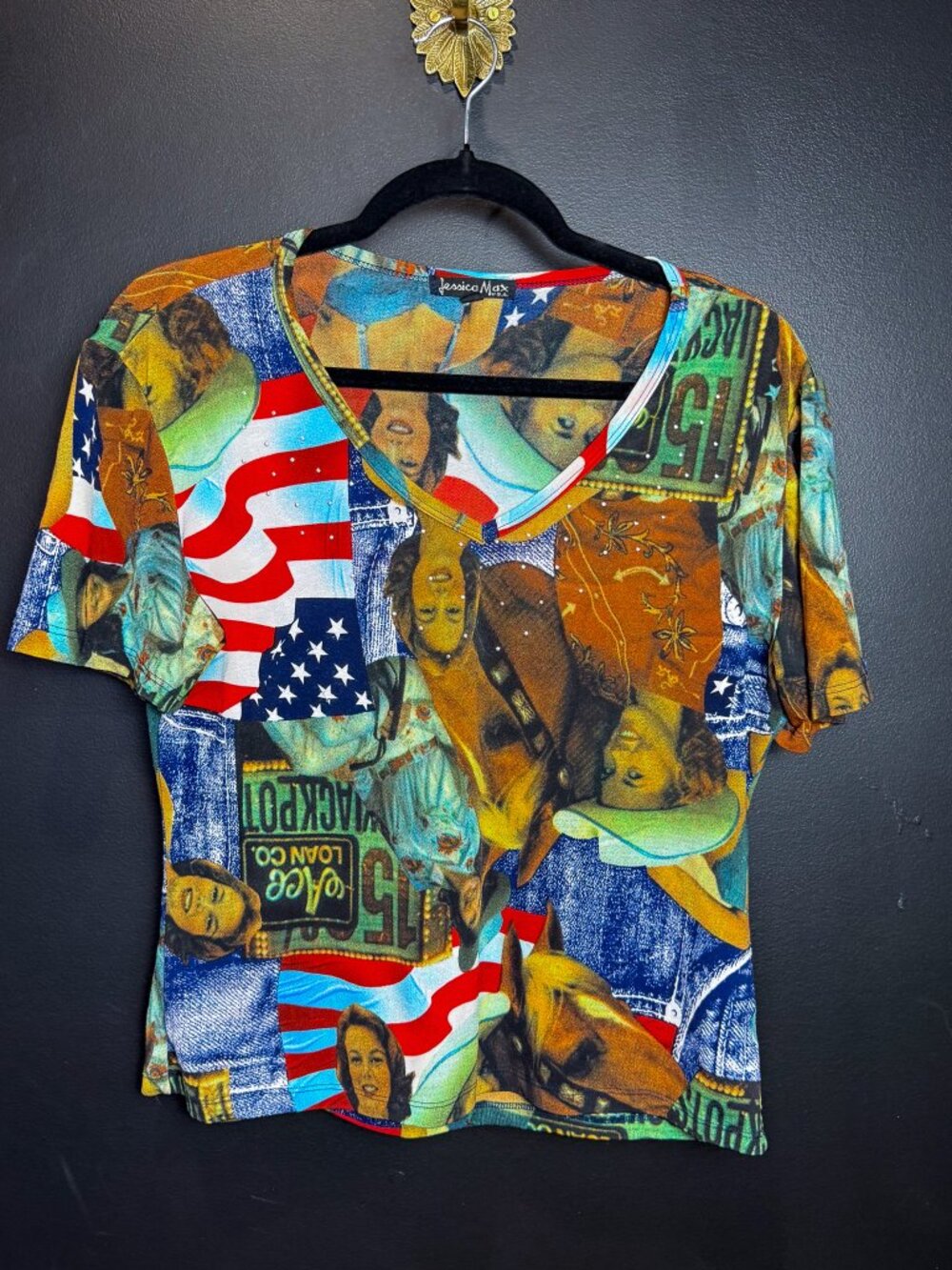 90's Cowgirl Motif V-Neck